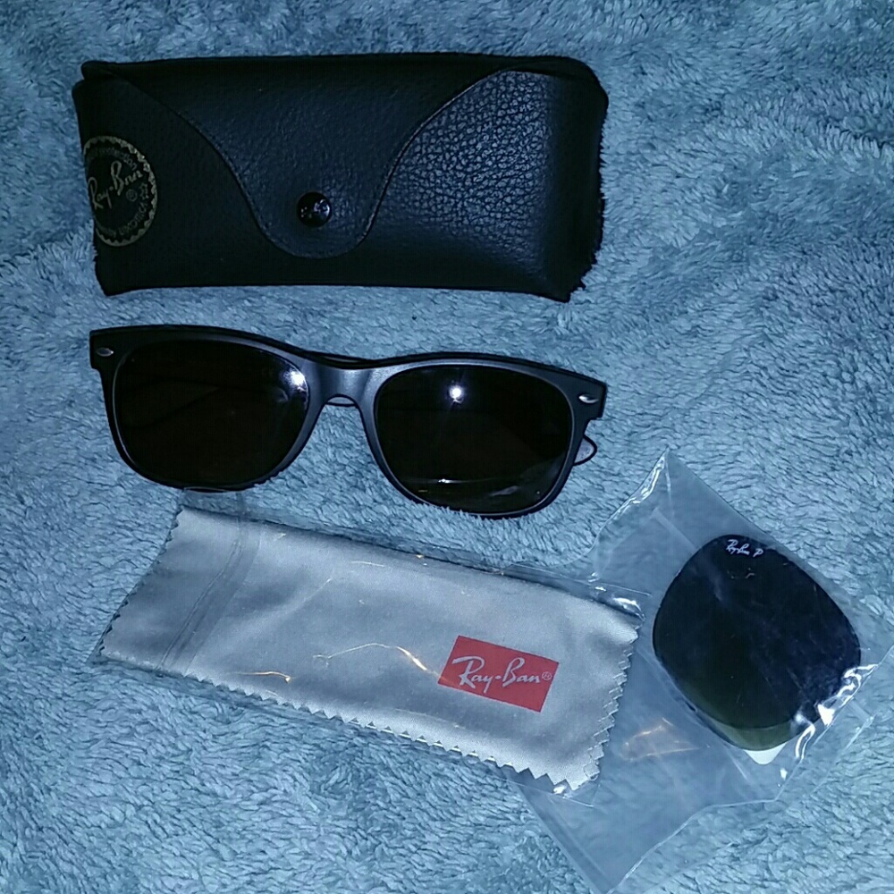 Ray Bans - Picture 4 of 6